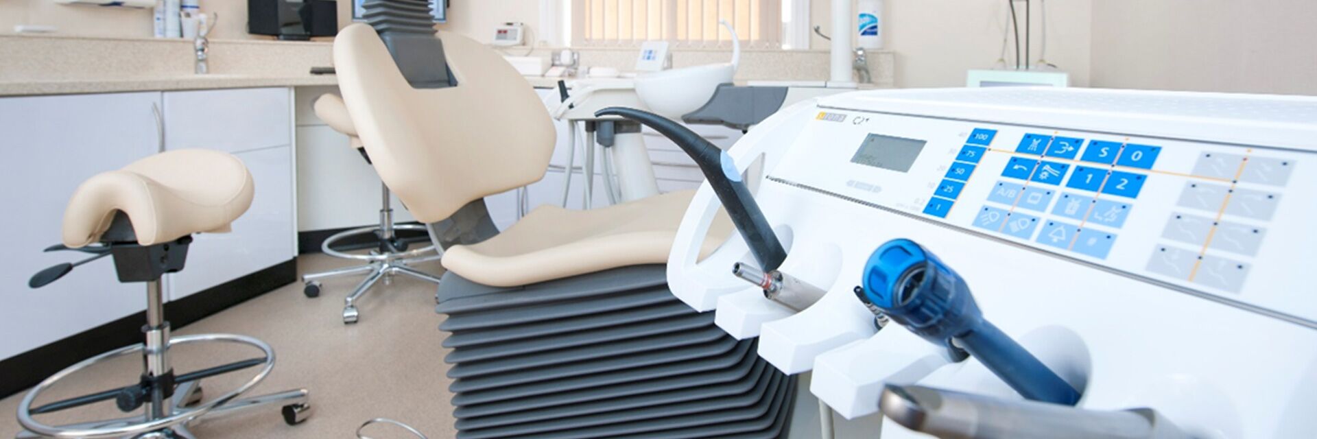 Laser Protection Advisor Services